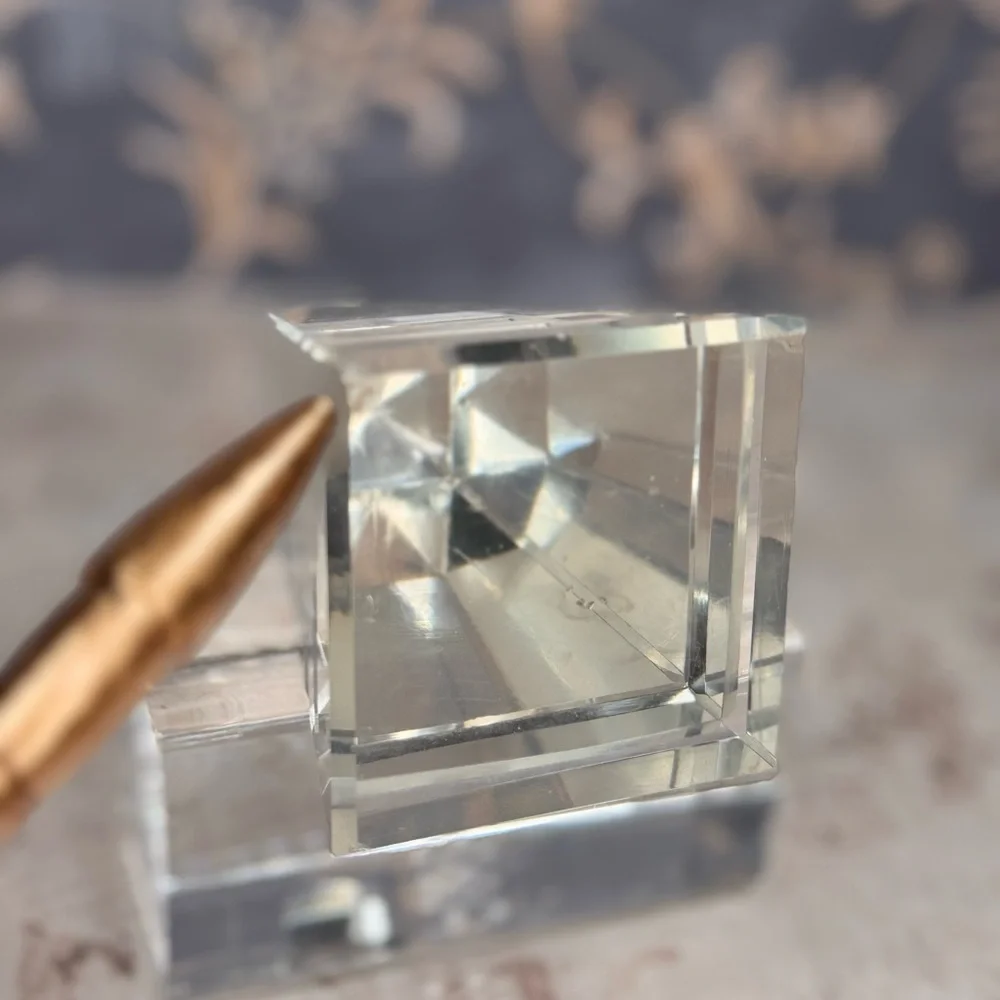 Vintage Cut Glass Crystal Obelisk Paperweight Art Deco Style - Picture 9 of 9